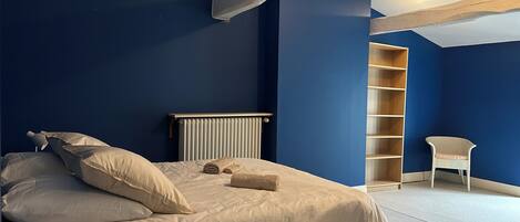 6 Schlafzimmer, Bügeleisen/Bügelbrett, WLAN, Bettwäsche