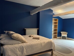 6 Schlafzimmer, Bügeleisen/Bügelbrett, WLAN, Bettwäsche
