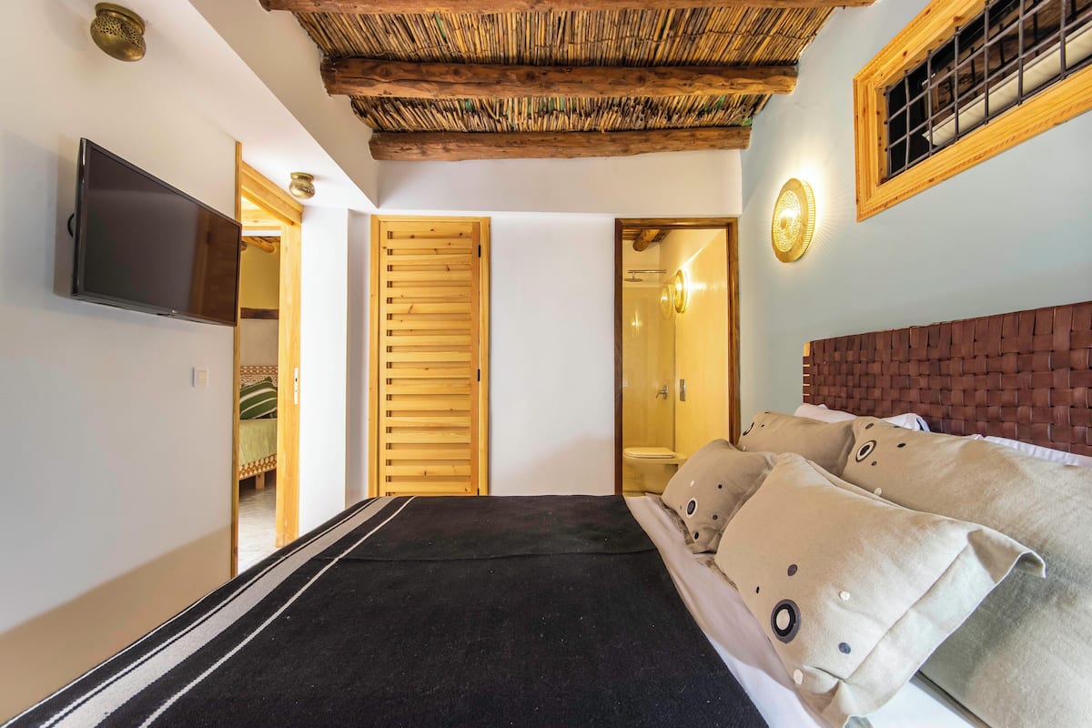 Superior Suite | Free WiFi