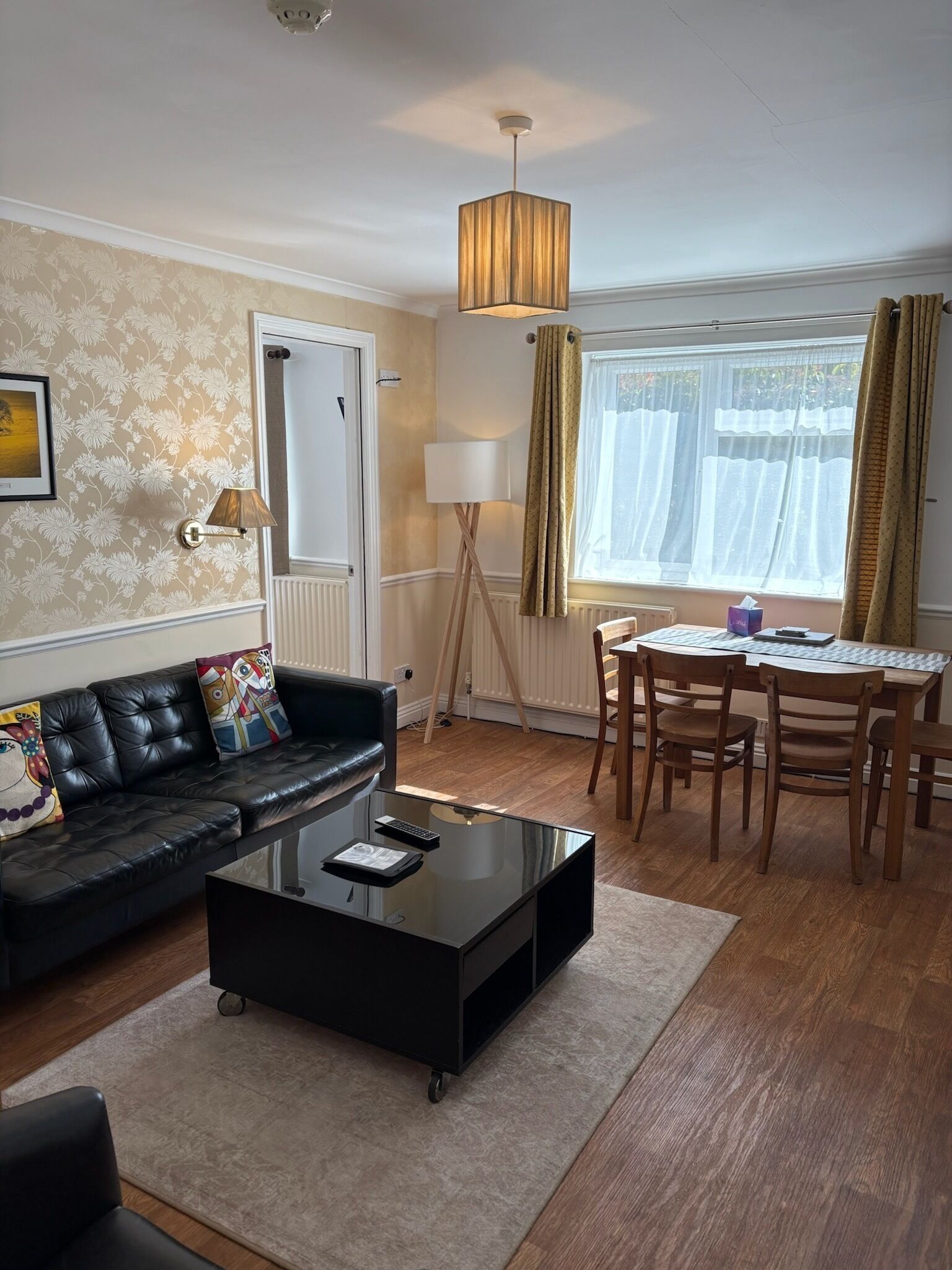 Deluxe Apartment | Living area