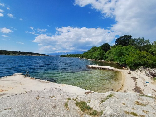 Wonderful vacation apartment in Karin Gornji