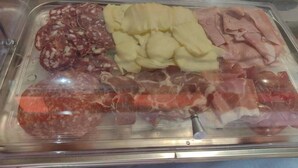 Desayuno bufé gratuito y diario