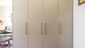 Classic Apartment | Living area