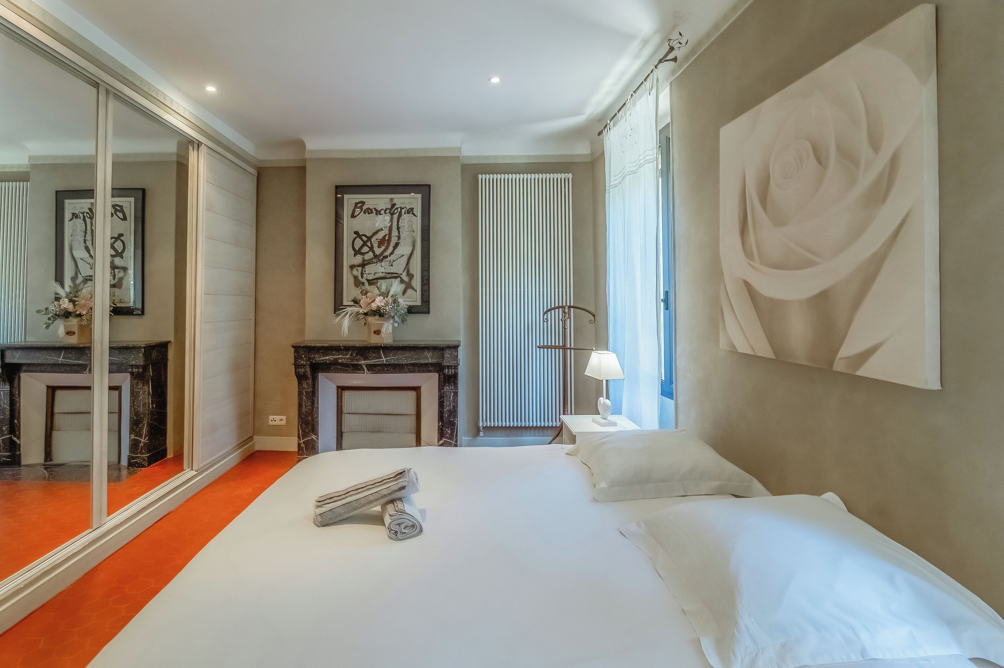 5 slaapkamers, een strijkplank/strijkijzer, wifi, beddengoed