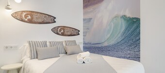 Comfortable "Blue Wave" Studio, Excellent Location – Perfect for Couples