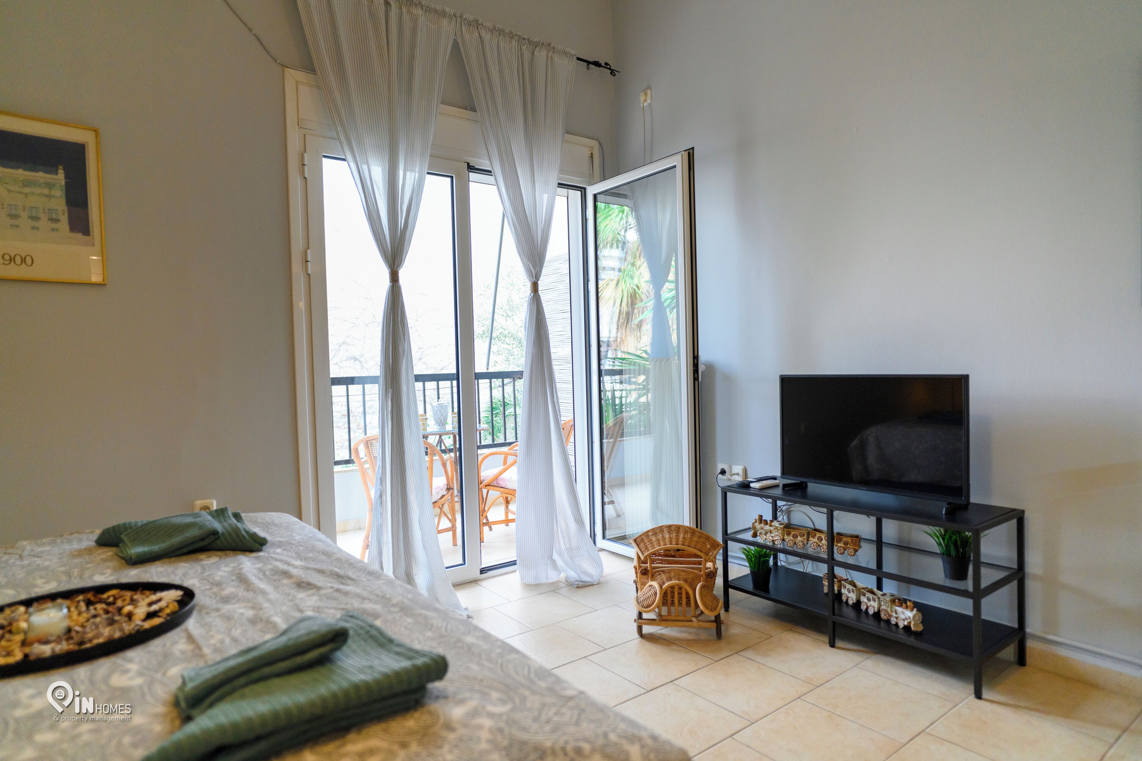 1 habitación, escritorio, tabla de planchar con plancha y wifi gratis 
