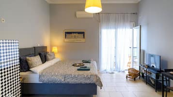 1 habitación, escritorio, tabla de planchar con plancha y wifi gratis