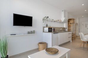 Fridge, microwave, stovetop, coffee/tea maker - Comfortable "Banana Tree" Studio, Great Location – Perfect for Couples (Tarifa)