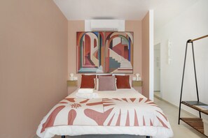 Bügeleisen/Bügelbrett, WLAN, Bettwäsche