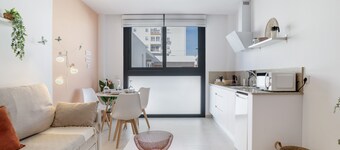 Comfortable Studio "The Stairs" – Excellent Location, Perfect for Couples