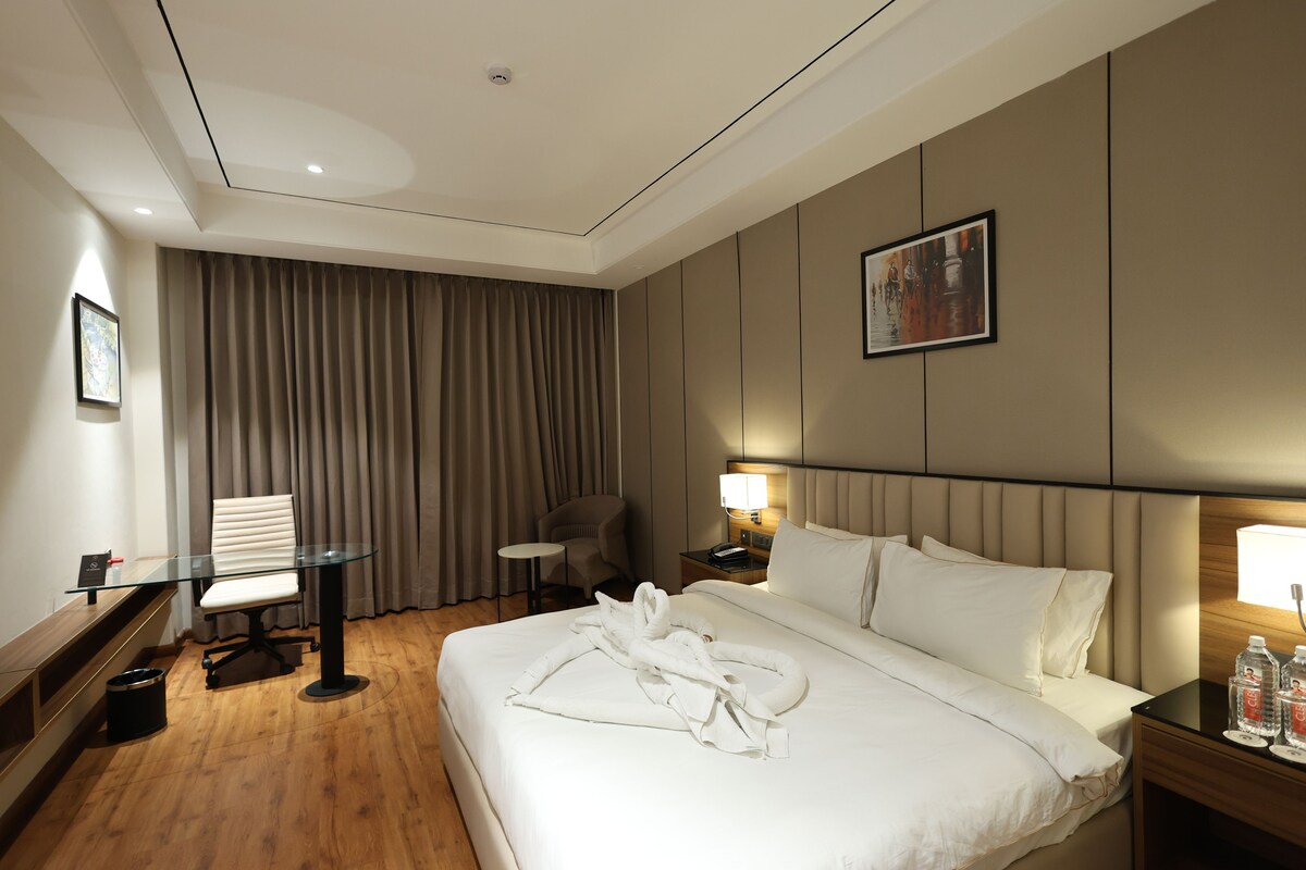 Double Room | Free WiFi, bed sheets