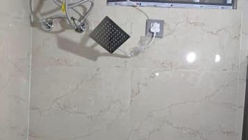 Free toiletries, towels, soap, shampoo