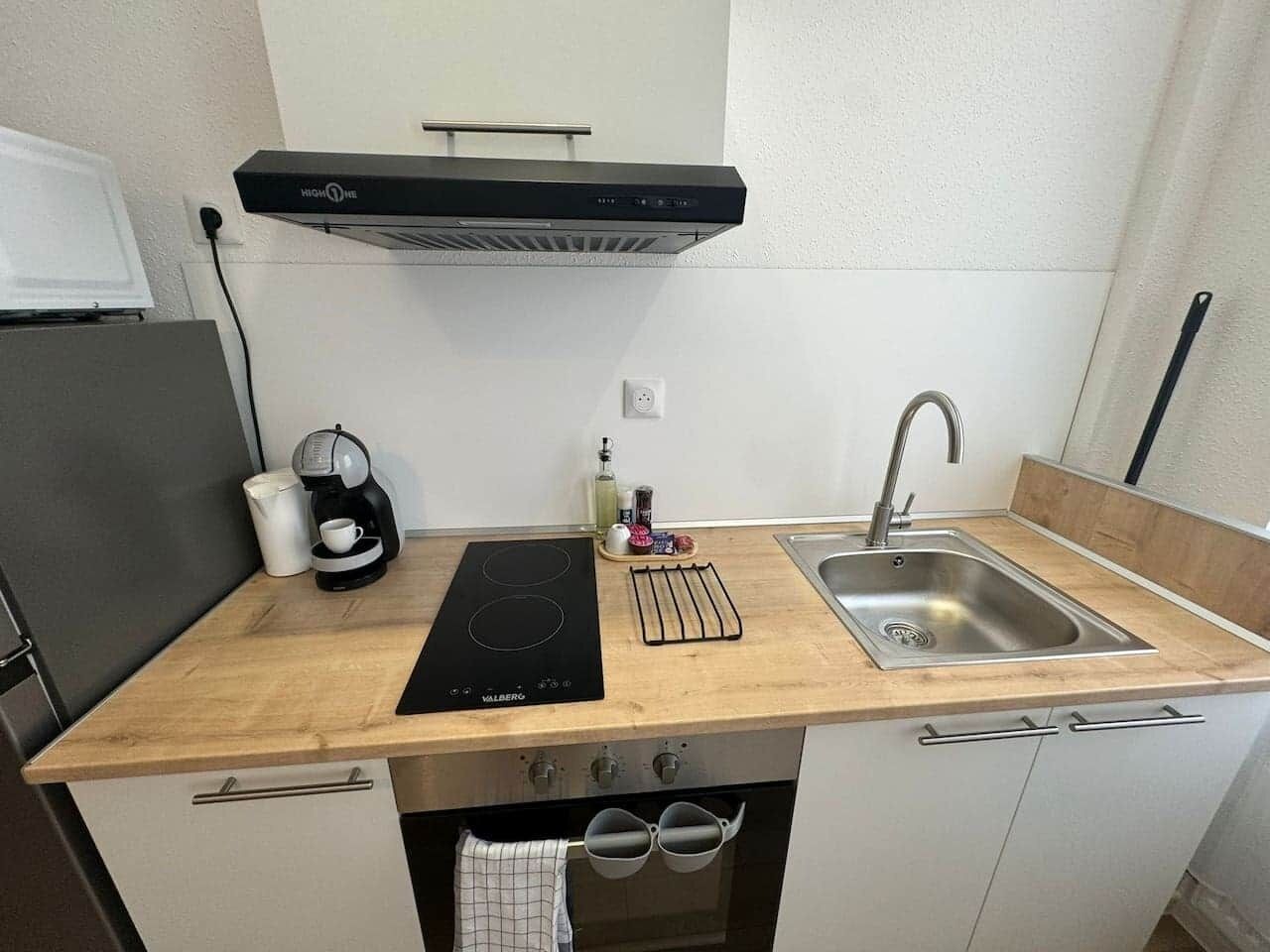 Fridge, microwave, oven, cookware/dishes/utensils