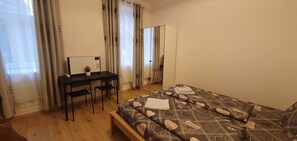 Basic Apartment | Iron/ironing board, free WiFi - Group Stay 3 Apts Near Enkplatz (Vienna)