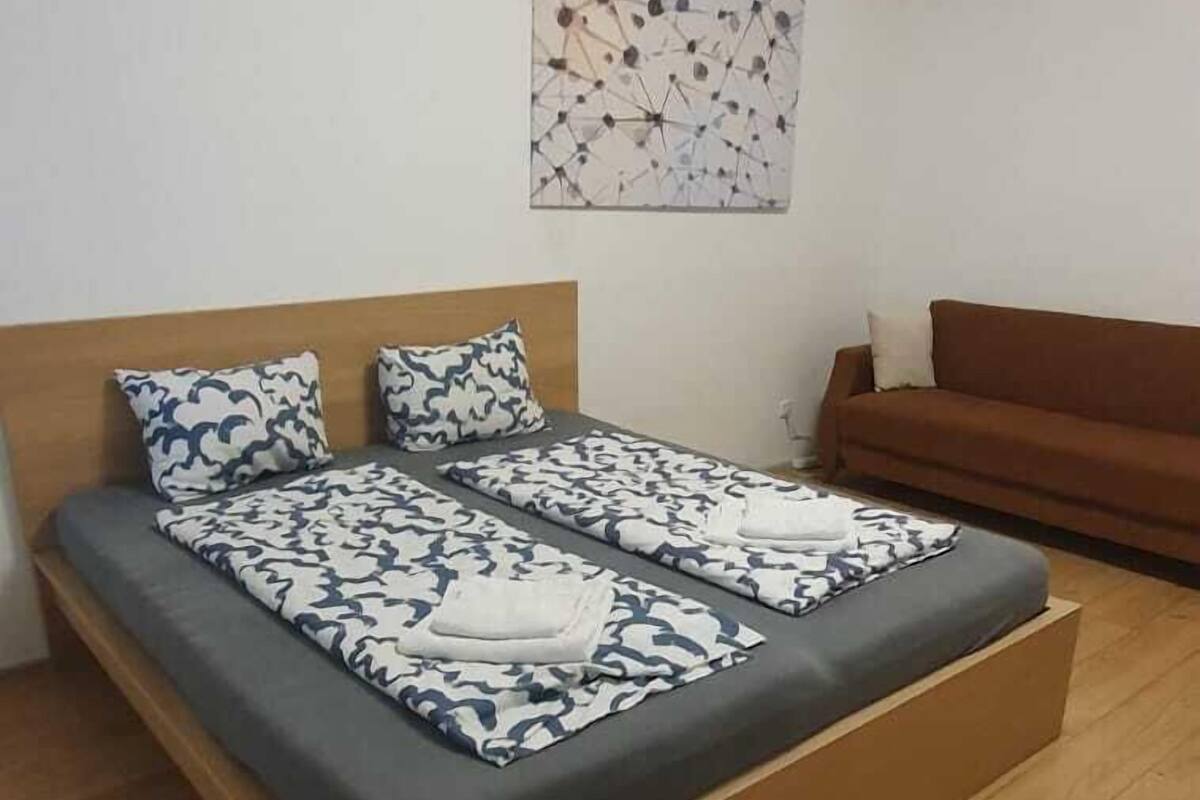 Appartamento Basic | Ferro/asse da stiro, Wi-Fi gratuito