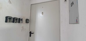 Eenvoudig appartement | Een strijkplank/strijkijzer, gratis wifi