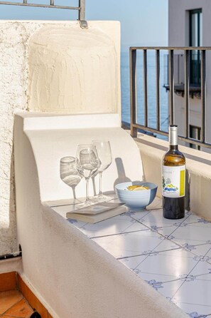 Property grounds - Pietra Longa - Two-room apartment with sea-view terrace (Lipari)