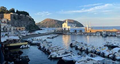 Pietra Longa - Apartment with sea-view terrace