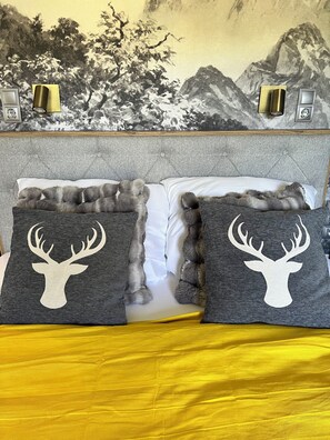 1 habitación, tabla de planchar con plancha, wifi gratis y ropa de cama 