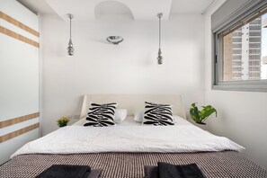 Fer et planche à repasser, Wi-Fi, draps fournis