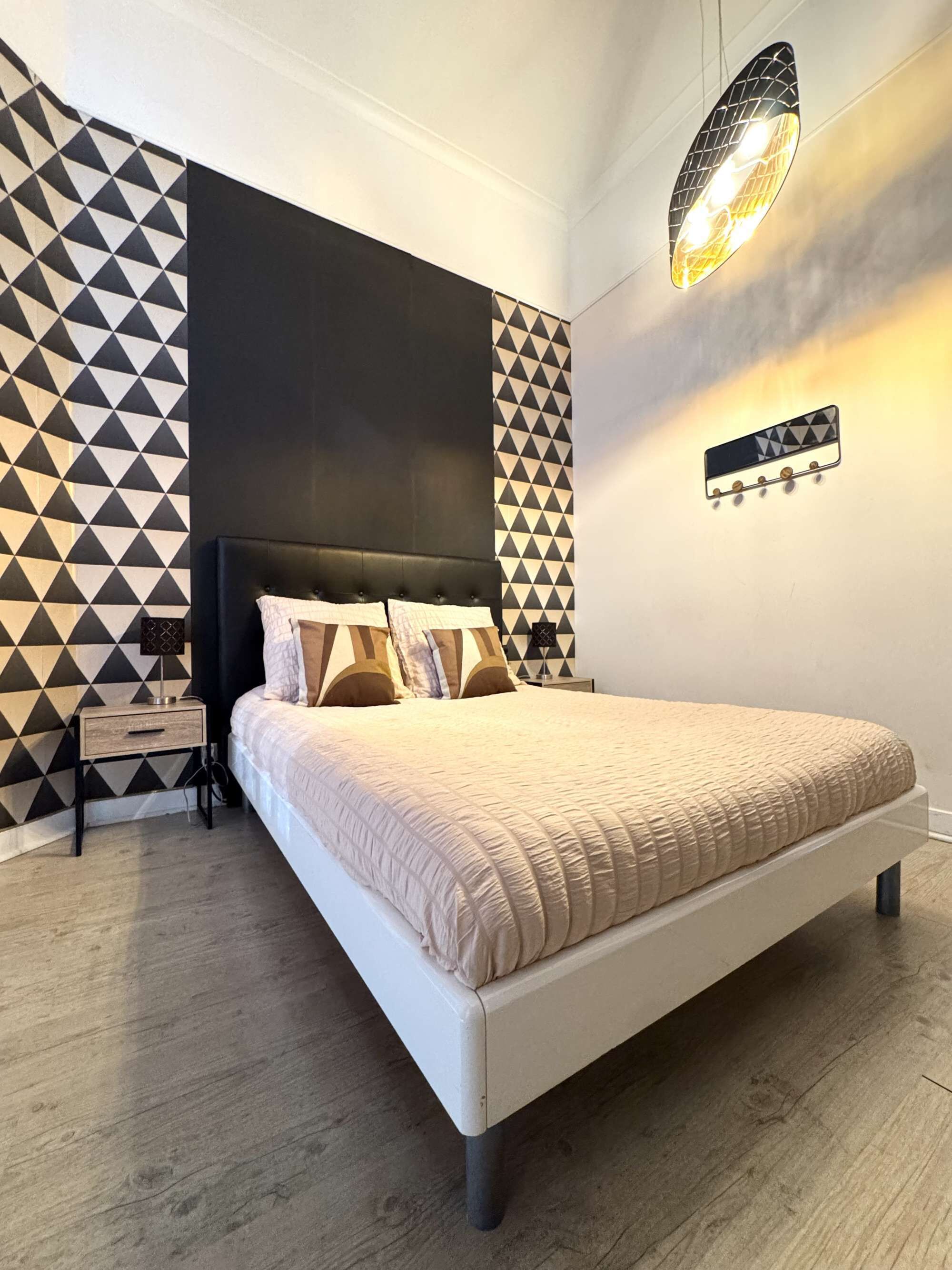 Strykejern/-brett, wi-fi og sengetøy