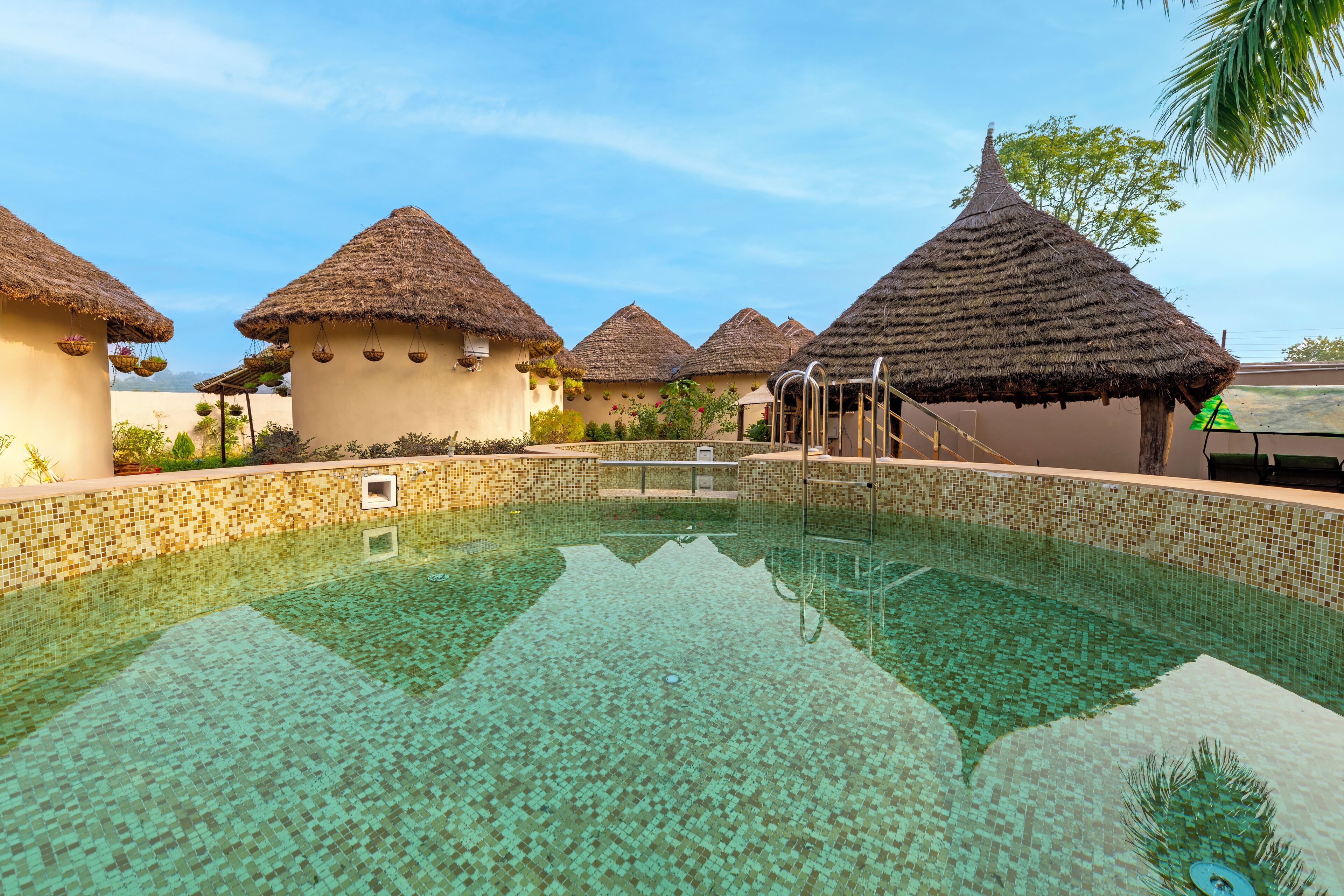 Kolam renang outdoor