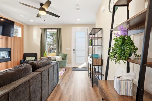 Modern Durham retreat / 10 mins from Duke and downtown Durham