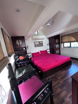 2 chambres, bureau, fer et planche à repasser, Wi-Fi gratuit