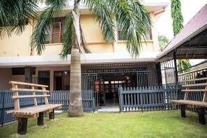 Exterior - Comfort Inn Mbezi Beach (Dar es Salaam)