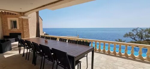 Villa Premium à Saint-Raphaël - Heated pool, 6 suites and sea view