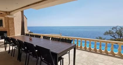 Villa Premium à Saint-Raphaël - Heated pool, 6 suites and sea view