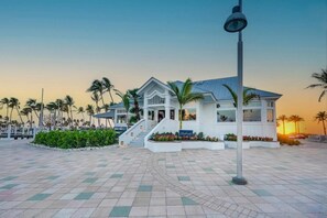 Exterior - South Seas Full Resort Access Beach Cottage 2BR (Captiva)