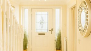 Unclassified image, 4 of 16, button - Room-luxury Homestay Near Excel London C (London)