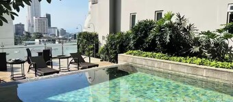 Super Cozy and Clean Condo in Manila Near De La Salle University