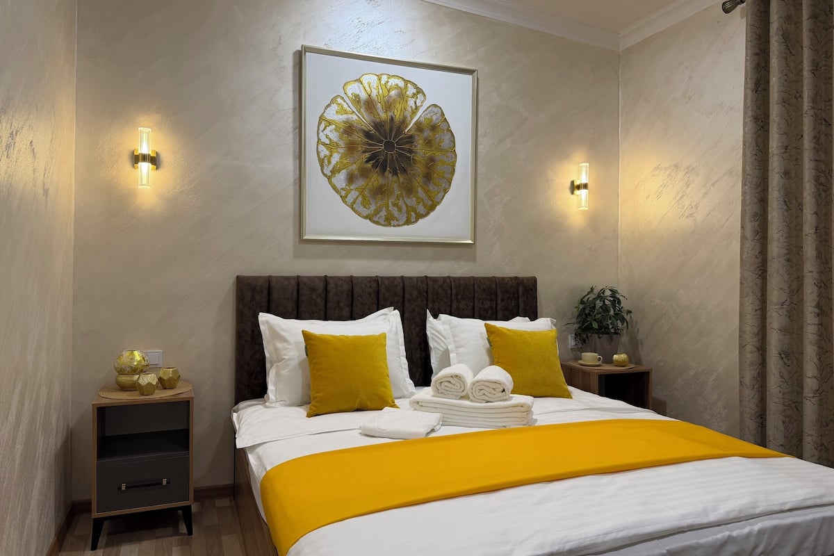 Camera Standard con letto matrimoniale o 2 letti singoli | Una scrivania, postazione laptop, Wi-Fi gratuito