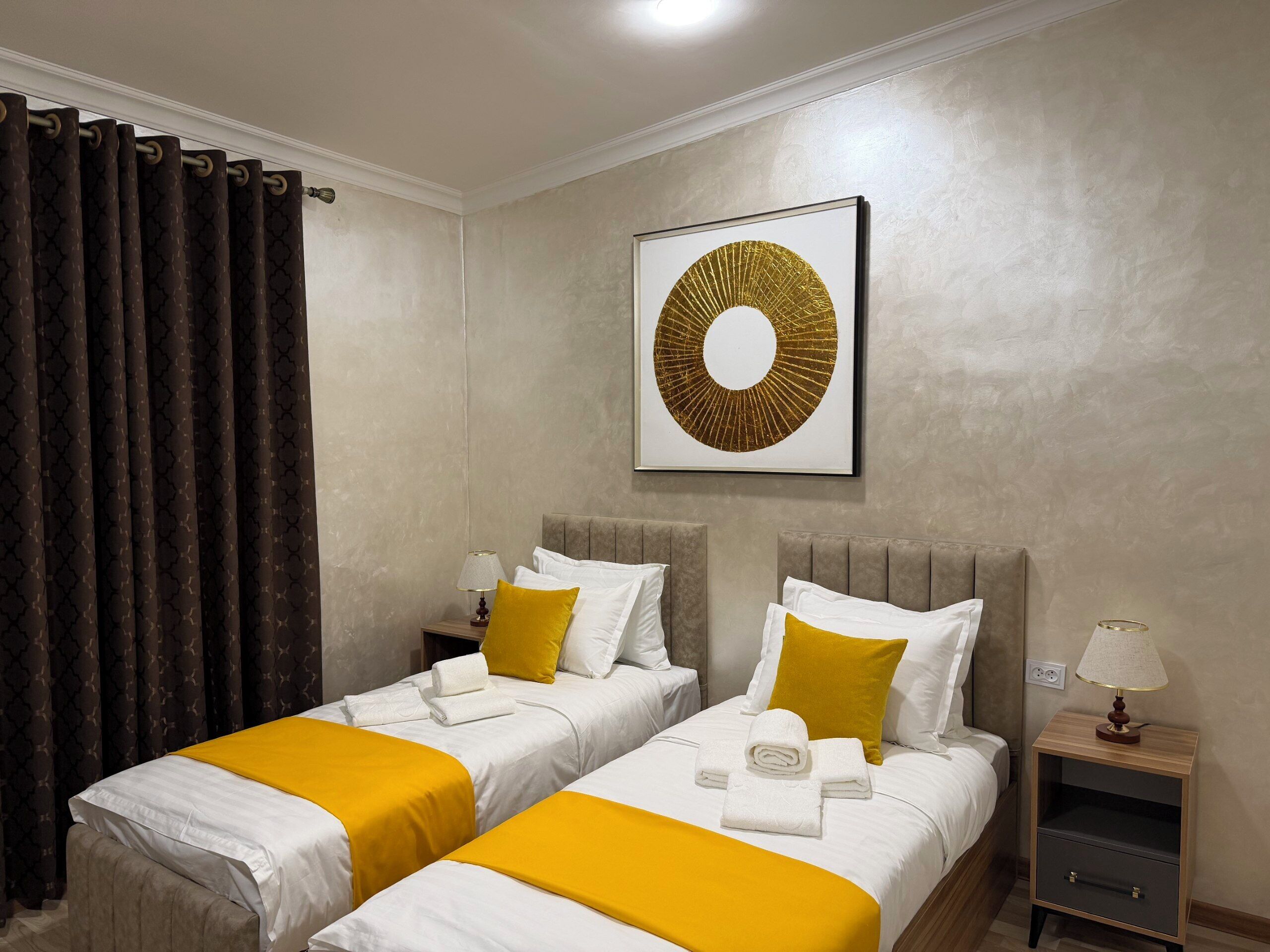 Classic Double or Twin Room | Desk, laptop workspace, free WiFi