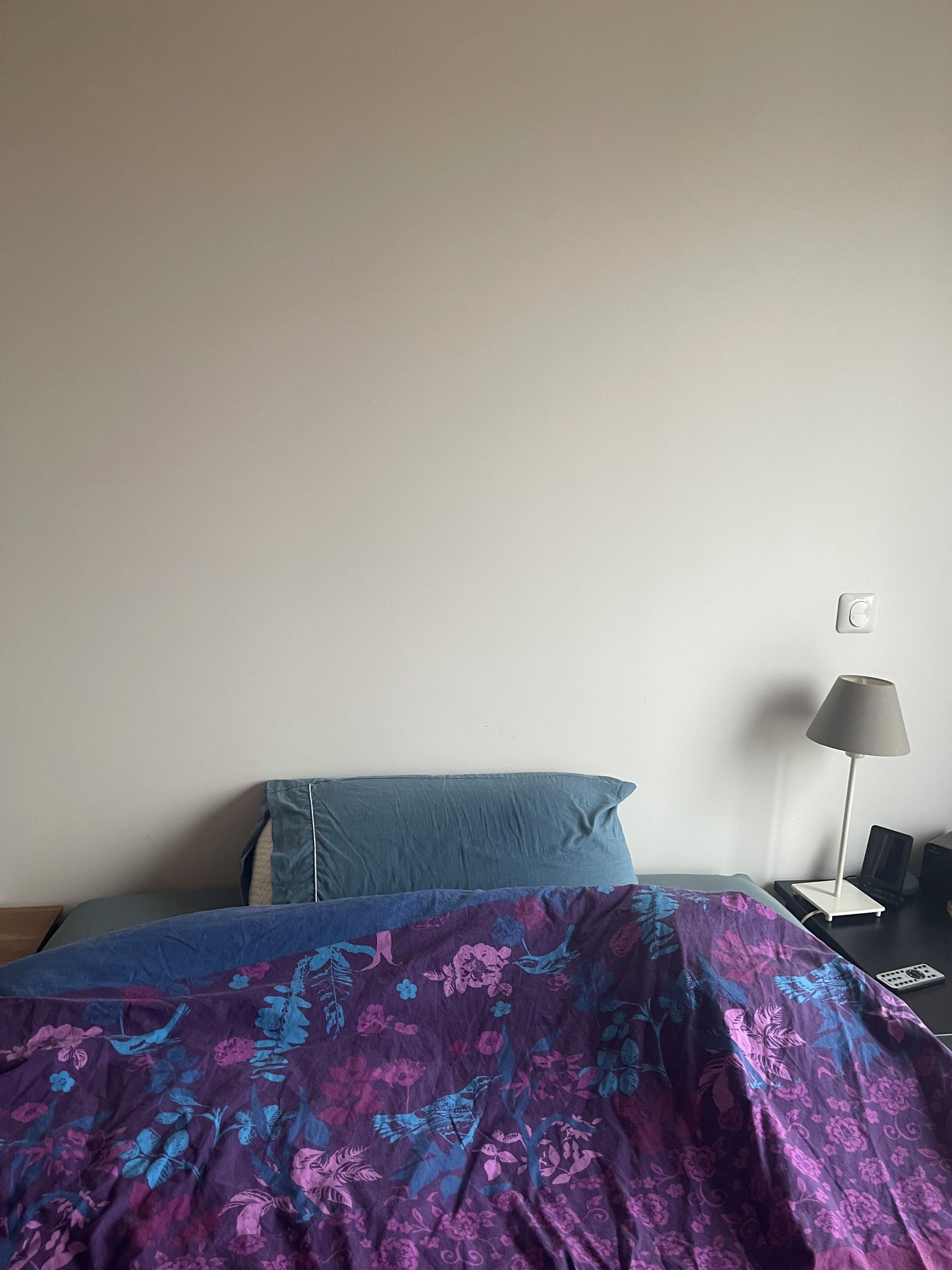 3 chambres, coffres-forts dans les chambres, bureau, lit parapluie