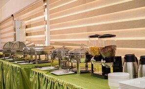 Free daily continental breakfast - Maivan Luxury Apartment  (Abuja)