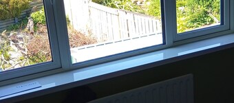 Room-calm and Warm Place Near to the tow