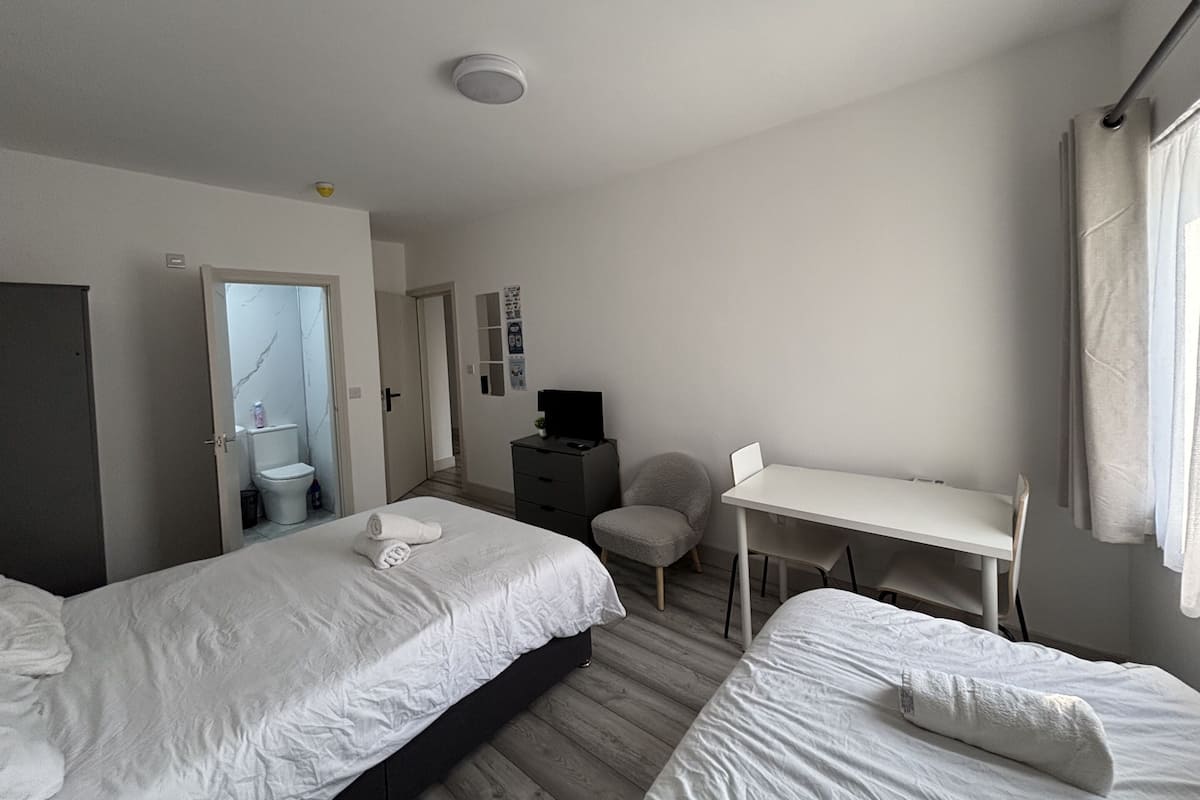 Casa ejecutiva, accesible para personas con discapacidad, baño privado