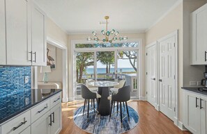Dining - 10 River Club (Fripp Island)