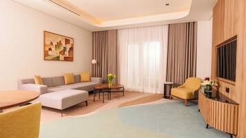 Luxury Suite, 1 Bedroom | Free minibar, in-room safe, desk, free cribs/infant beds