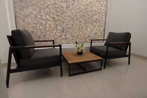 Mặt tiền nơi lưu trú