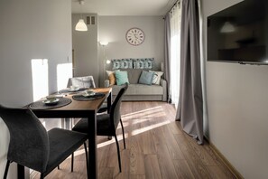 スタジオ バルコニー | アイロン / アイロン台、WiFi (無料)