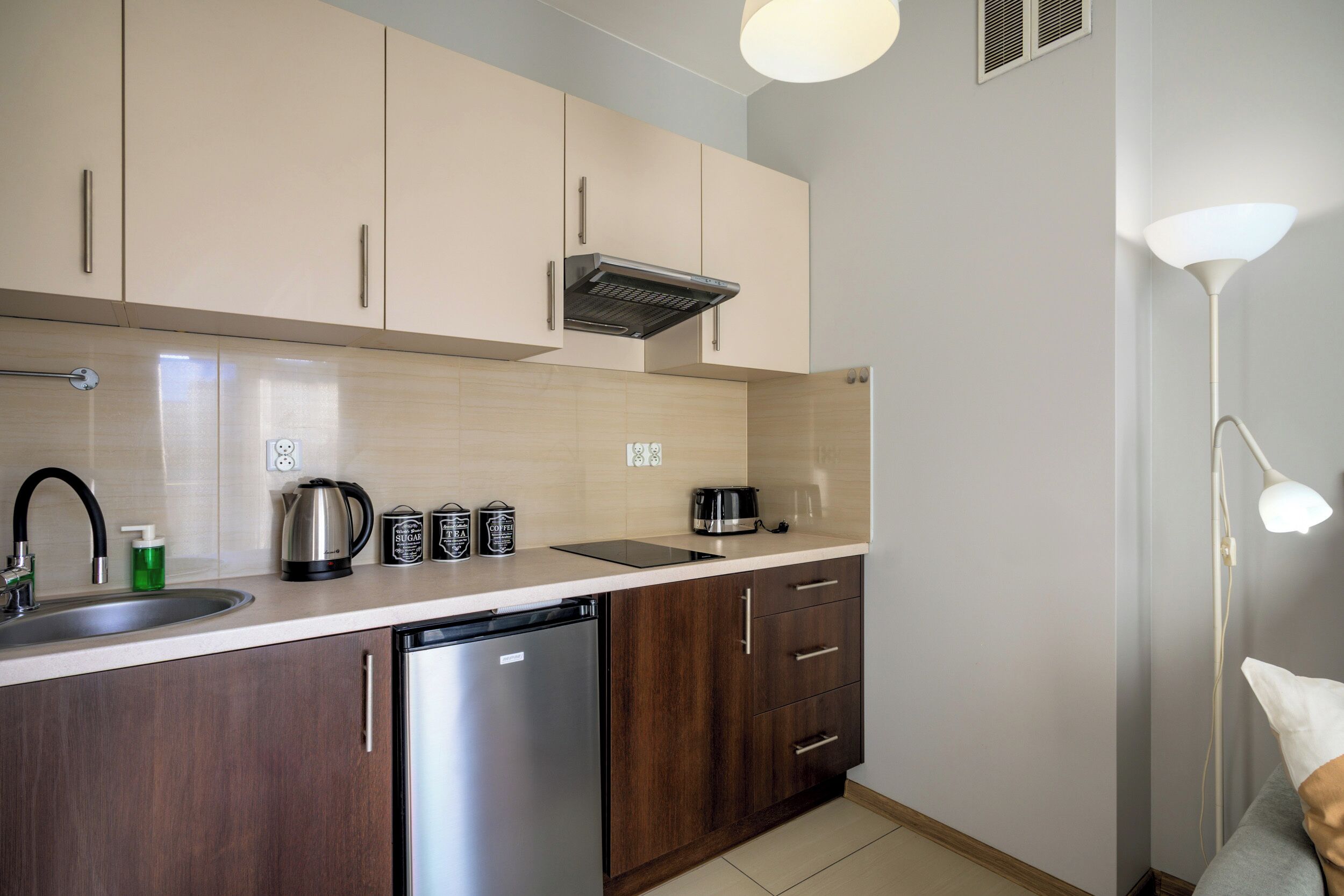 Studio, Balcony | Private kitchenette