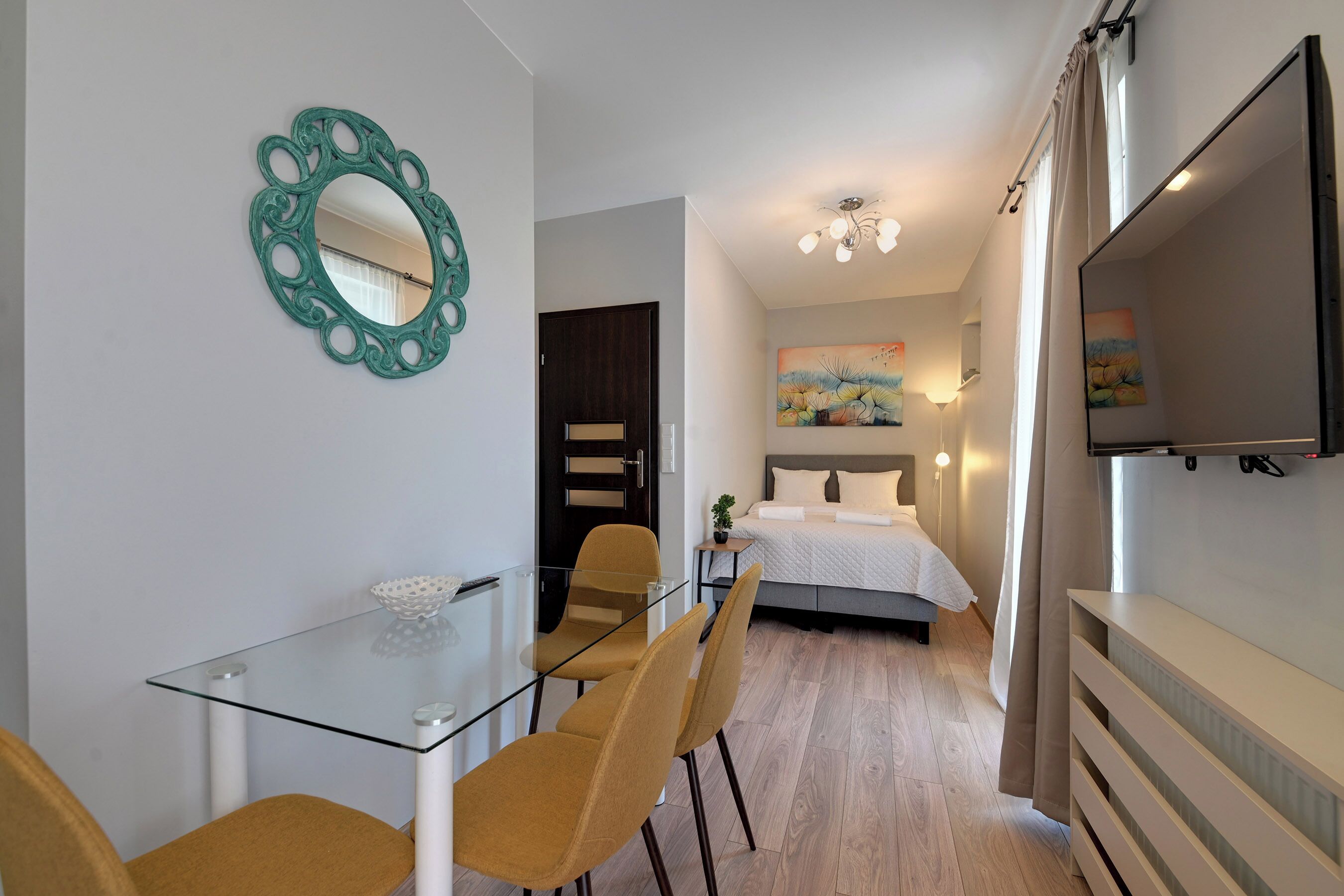 City Studio Suite | Iron/ironing board, free WiFi, bed sheets