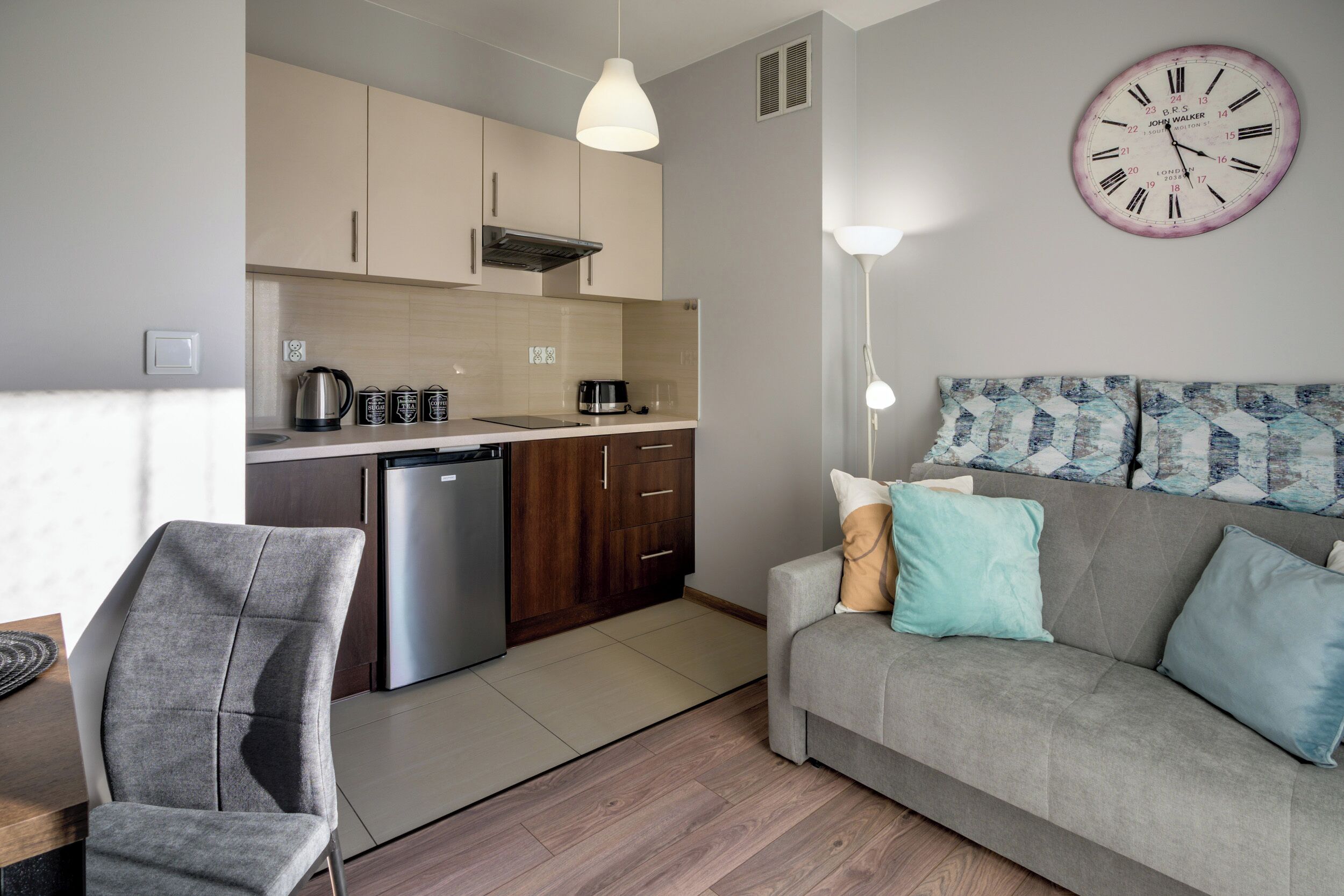 スタジオ バルコニー | アイロン / アイロン台、WiFi (無料)