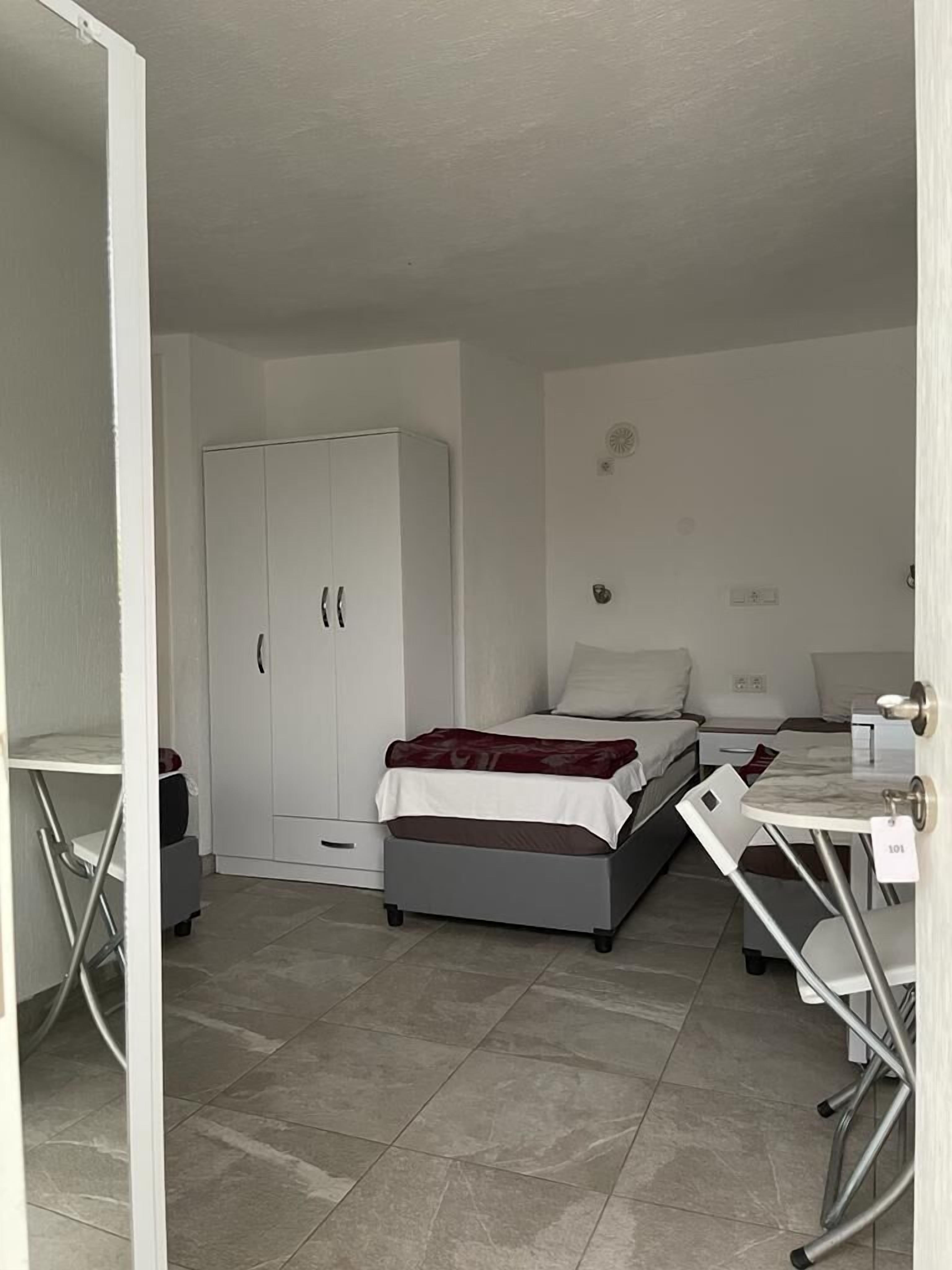 Room, Smoking | Desk, free WiFi