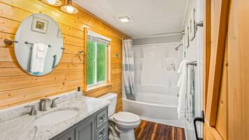 House | 2 bedrooms