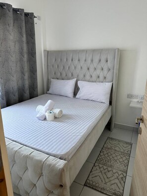 Iron/ironing board, WiFi - Our home offers the perfect blend of accessibility and tranquility. (Mombasa)